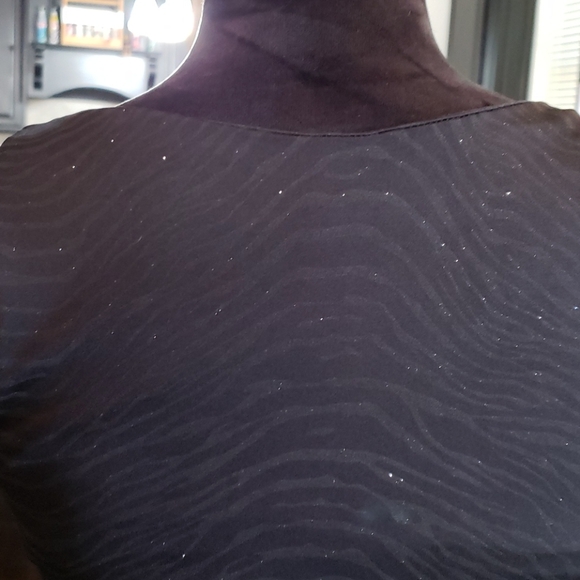 Dress - Picture 4 of 5